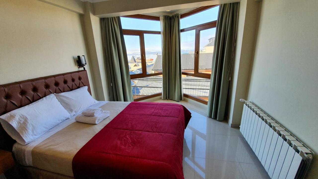 Hotel Vitalia Ushuaia Exterior photo